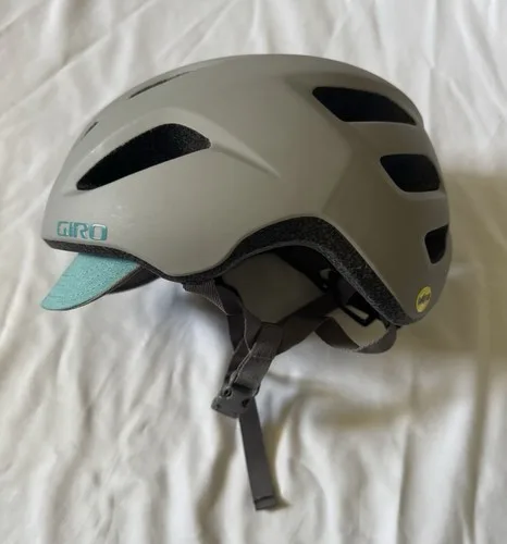Giro Trella Helmet